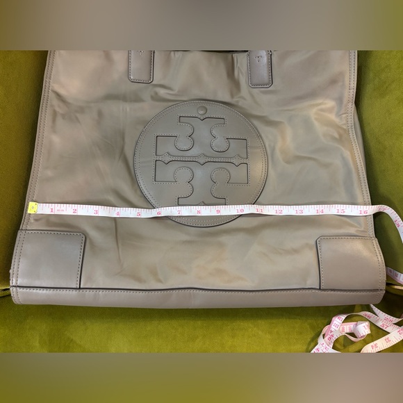 Tory Burch Large Ella Taupe Leather Shoulder Bag - Picture 8 of 10